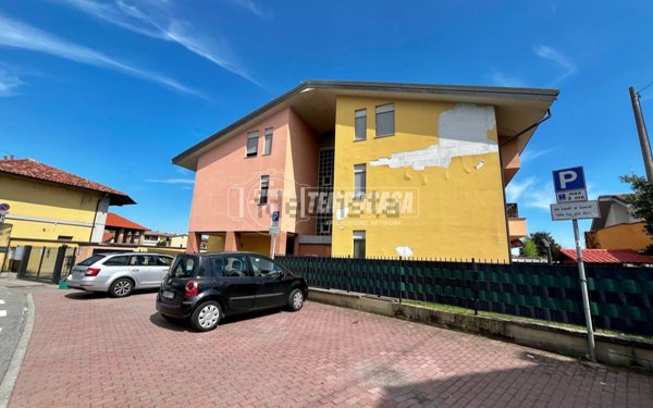 appartamento in vendita a Comazzo