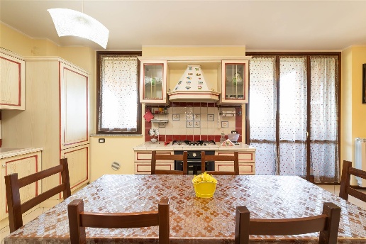 appartamento in vendita a Comazzo