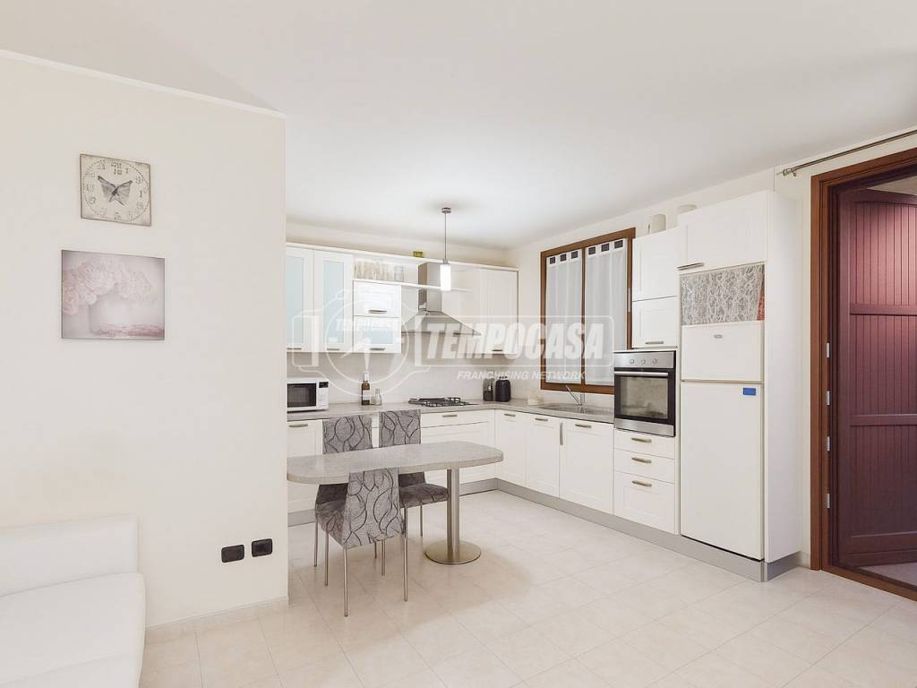 appartamento in vendita a Comazzo