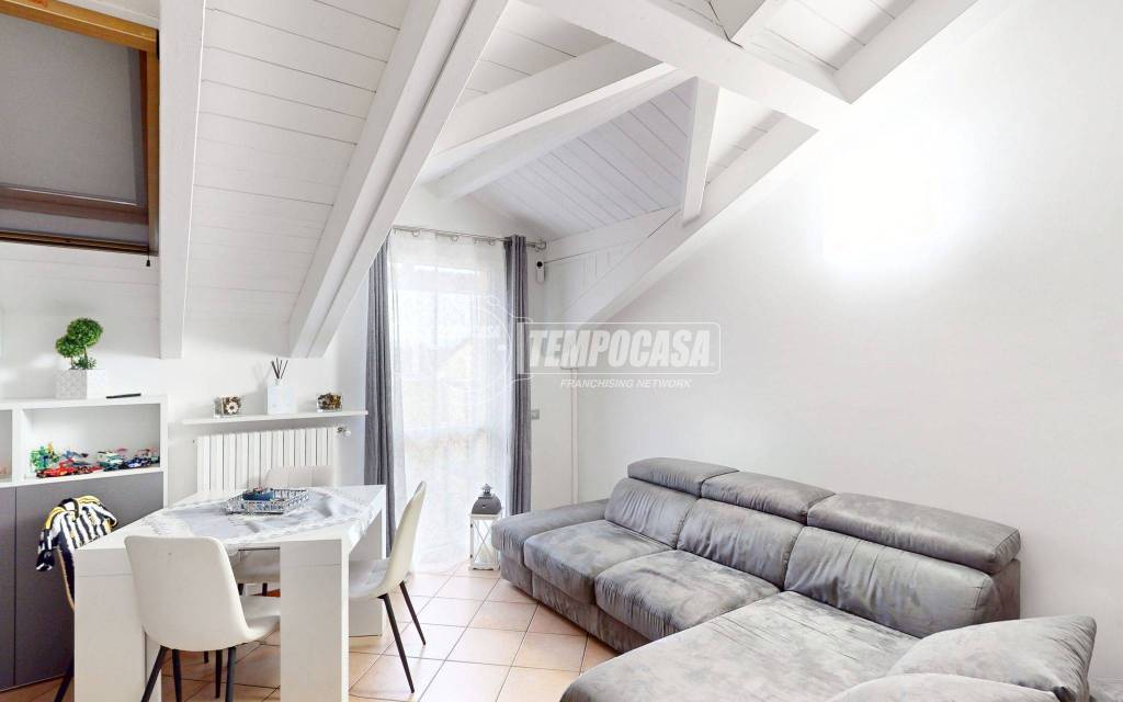 appartamento in vendita a Comazzo