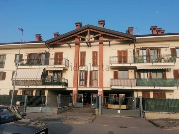 appartamento in vendita a Comazzo