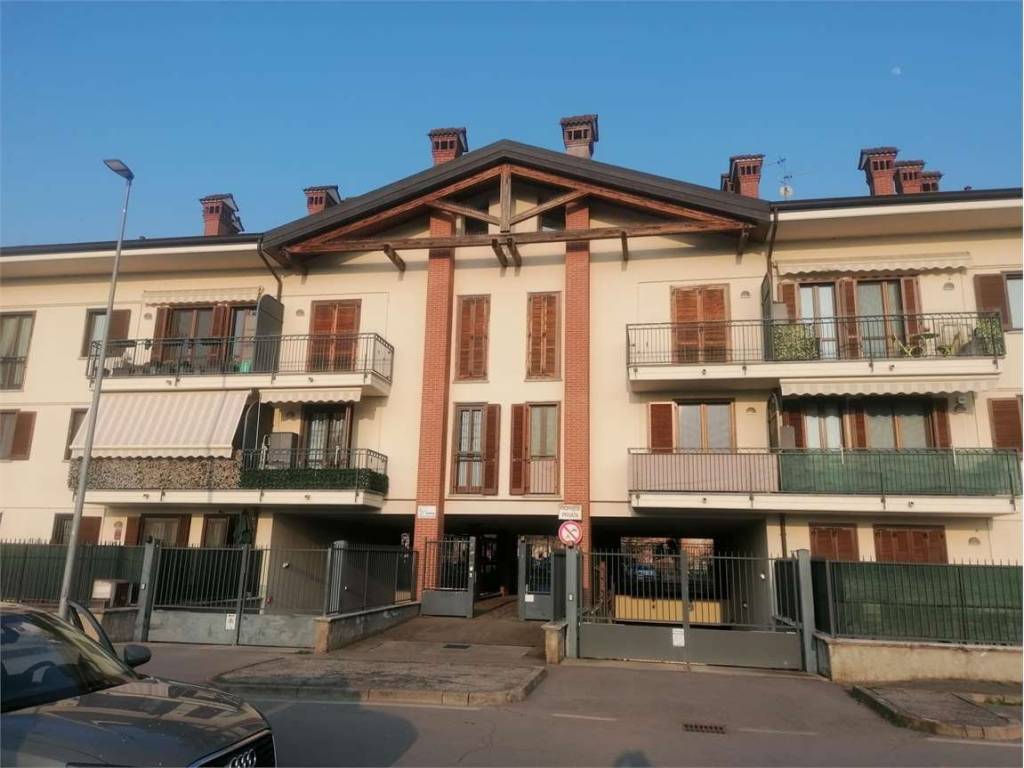 appartamento in vendita a Comazzo