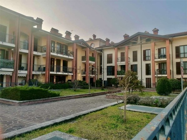 appartamento in vendita a Comazzo