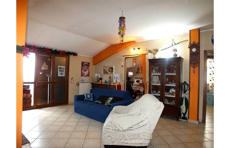 appartamento in vendita a Comazzo in zona Lavagna