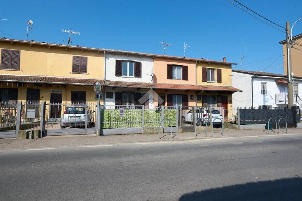 casa indipendente in vendita a Comazzo in zona Lavagna
