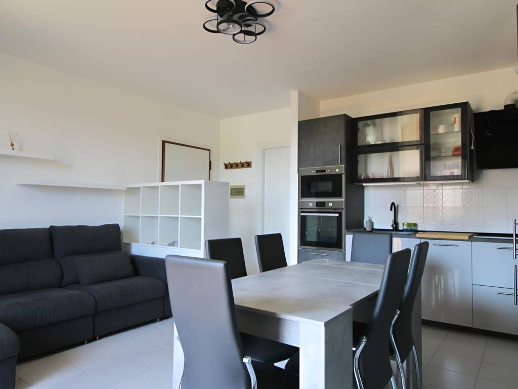 appartamento in vendita a Comazzo