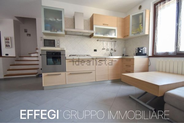 appartamento in vendita a Comazzo in zona Lavagna