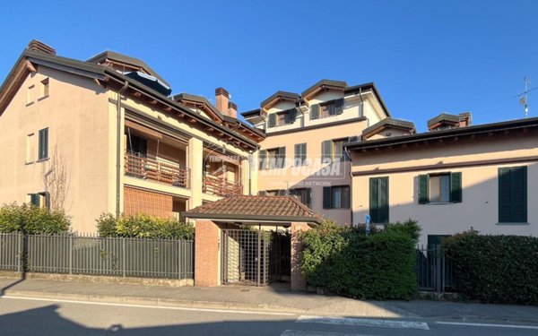 appartamento in vendita a Comazzo in zona Lavagna