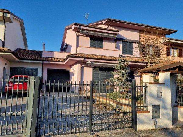 casa indipendente in vendita a Cornegliano Laudense