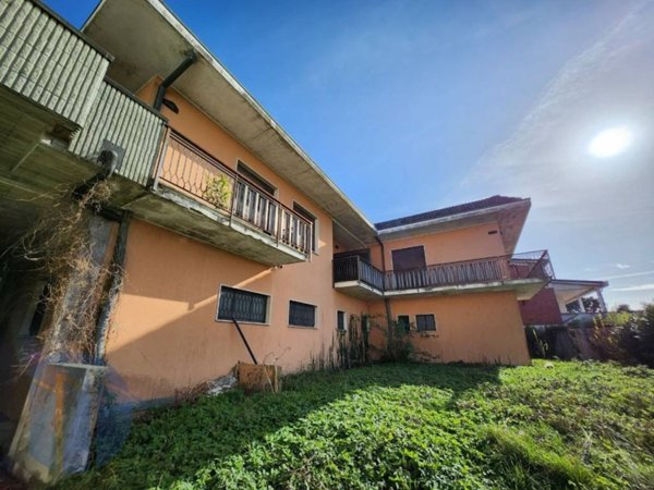 ufficio in vendita a Cornegliano Laudense in zona Muzza Sant'Angelo