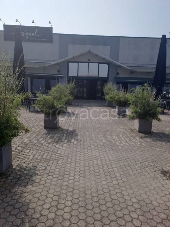 negozio in vendita a Cornegliano Laudense