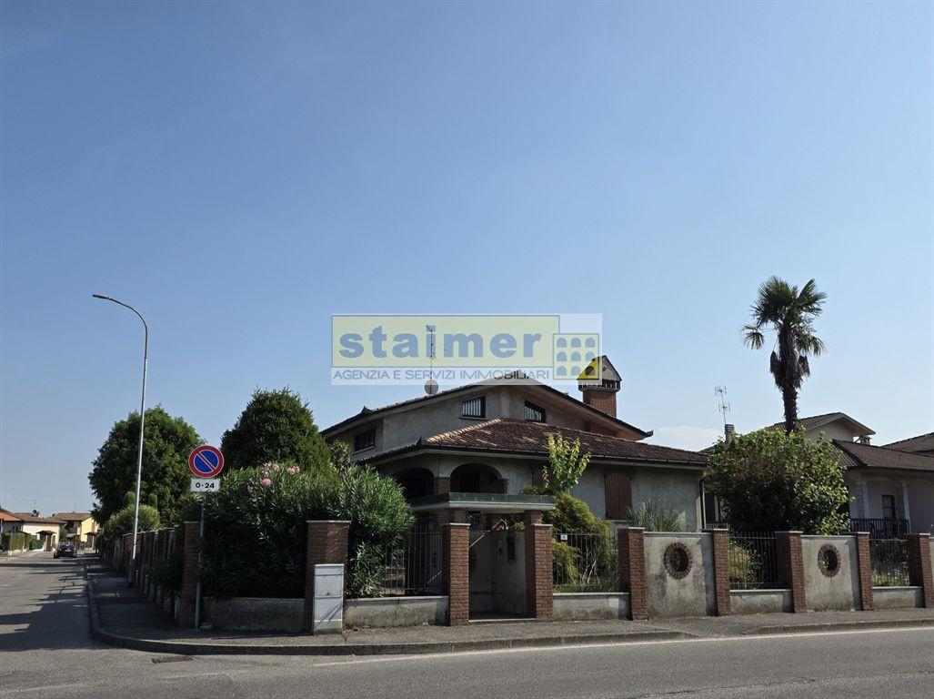 casa indipendente in vendita a Cornegliano Laudense