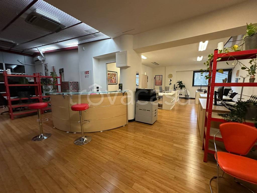 ufficio in vendita a Cornegliano Laudense in zona Codognino