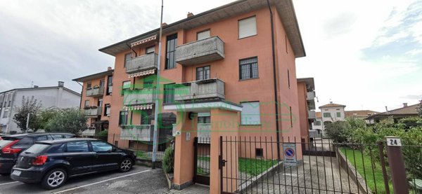 appartamento in vendita a Cornegliano Laudense in zona Muzza Sant'Angelo