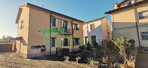 appartamento in vendita a Cornegliano Laudense in zona Muzza Sant'Angelo