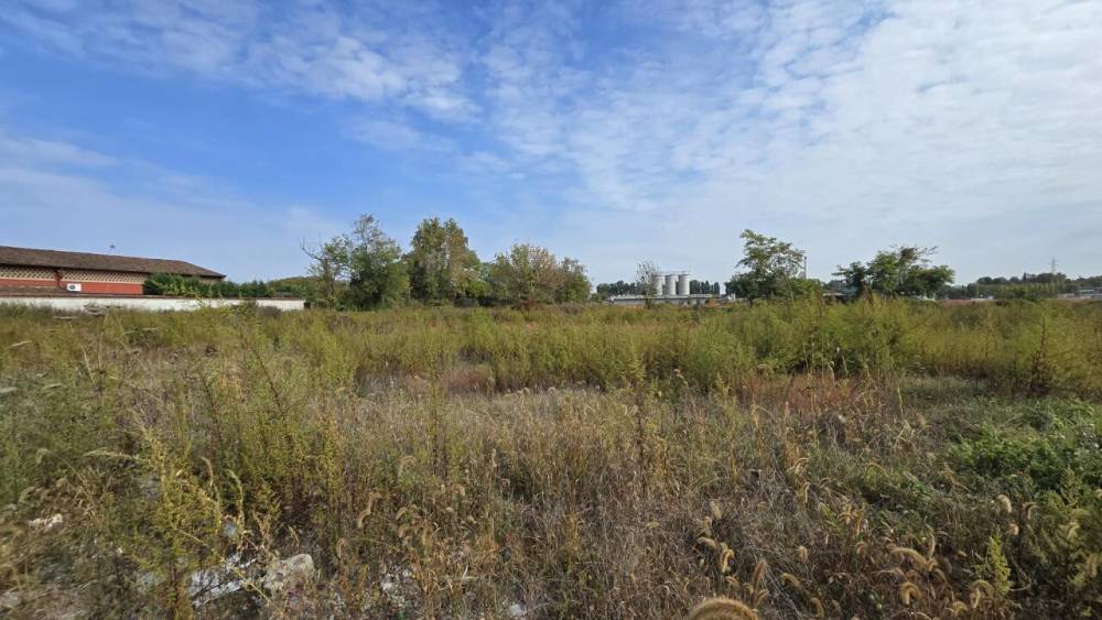 terreno edificabile in vendita a Cornegliano Laudense