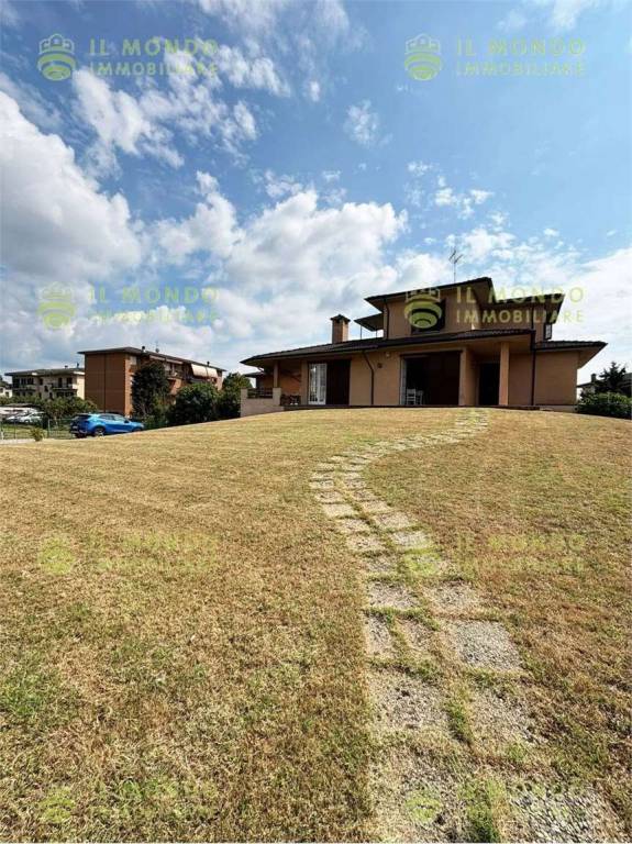 casa indipendente in vendita a Cornegliano Laudense