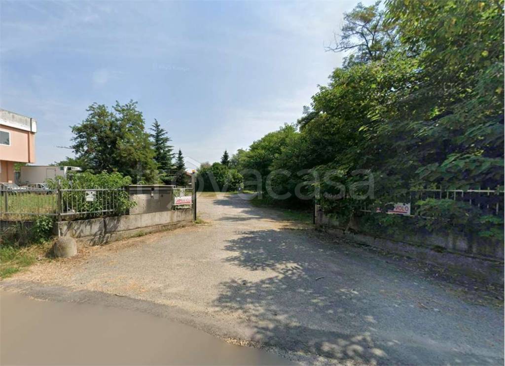 negozio in vendita a Cornegliano Laudense