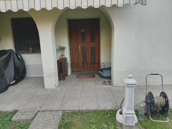 appartamento in vendita a Cornegliano Laudense in zona Muzza Sant'Angelo