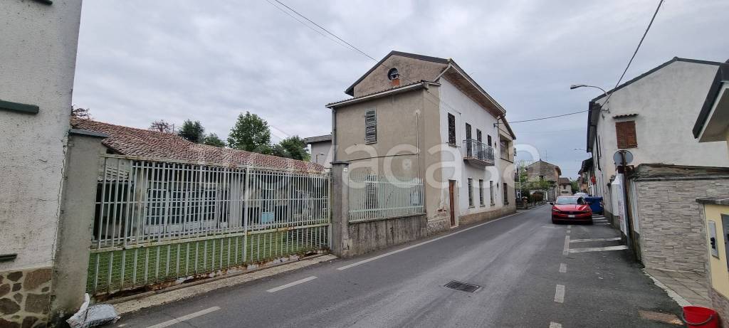 casa indipendente in vendita a Corno Giovine