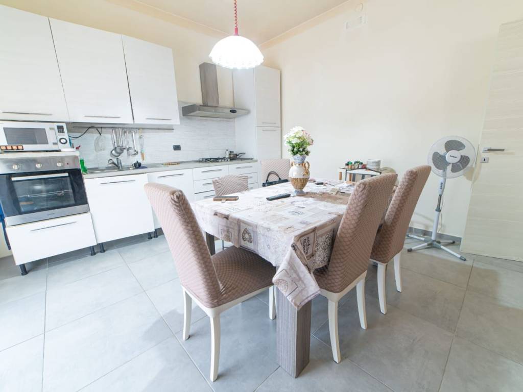 casa indipendente in vendita a Corno Giovine