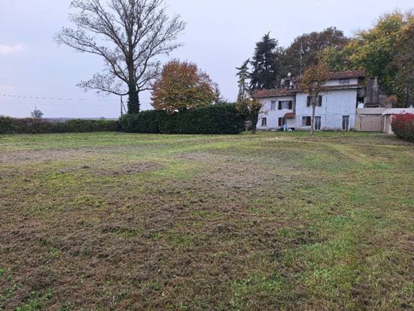 casa indipendente in vendita a Corno Giovine