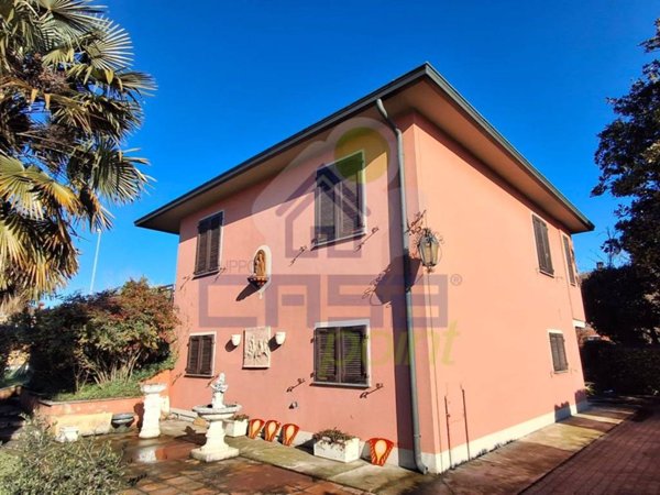 casa indipendente in vendita a Corno Giovine