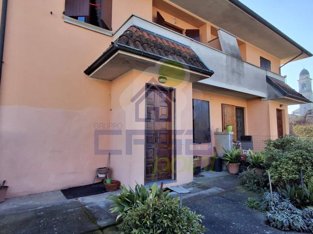 appartamento in vendita a Corno Giovine