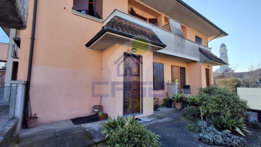 appartamento in vendita a Corno Giovine