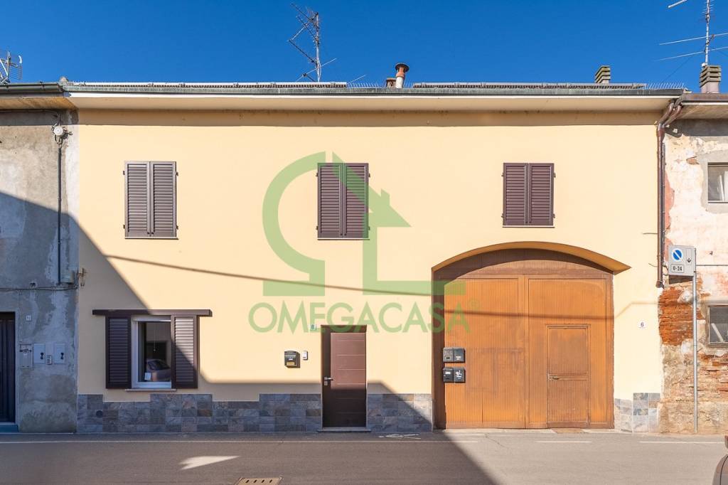 casa indipendente in vendita a Corno Giovine