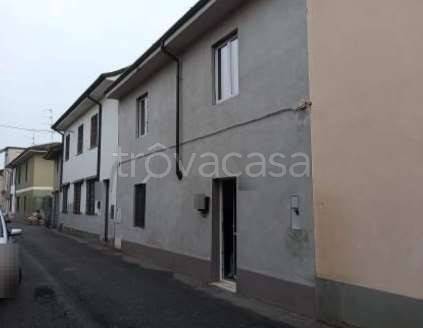 casa indipendente in vendita a Corno Giovine