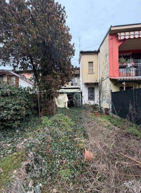 casa indipendente in vendita a Corno Giovine