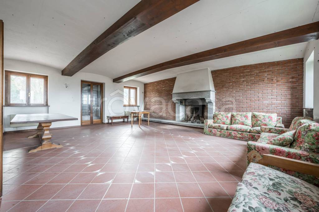 casa indipendente in vendita a Cornovecchio