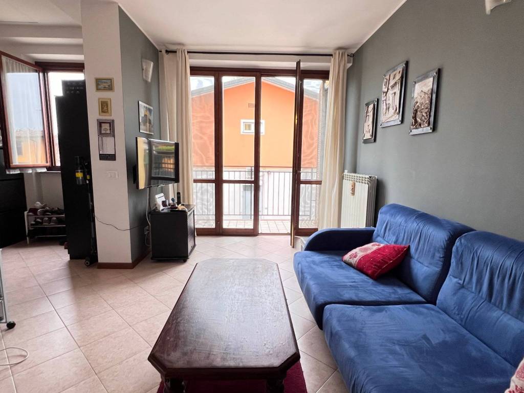 appartamento in vendita a Corte Palasio in zona Cadilana
