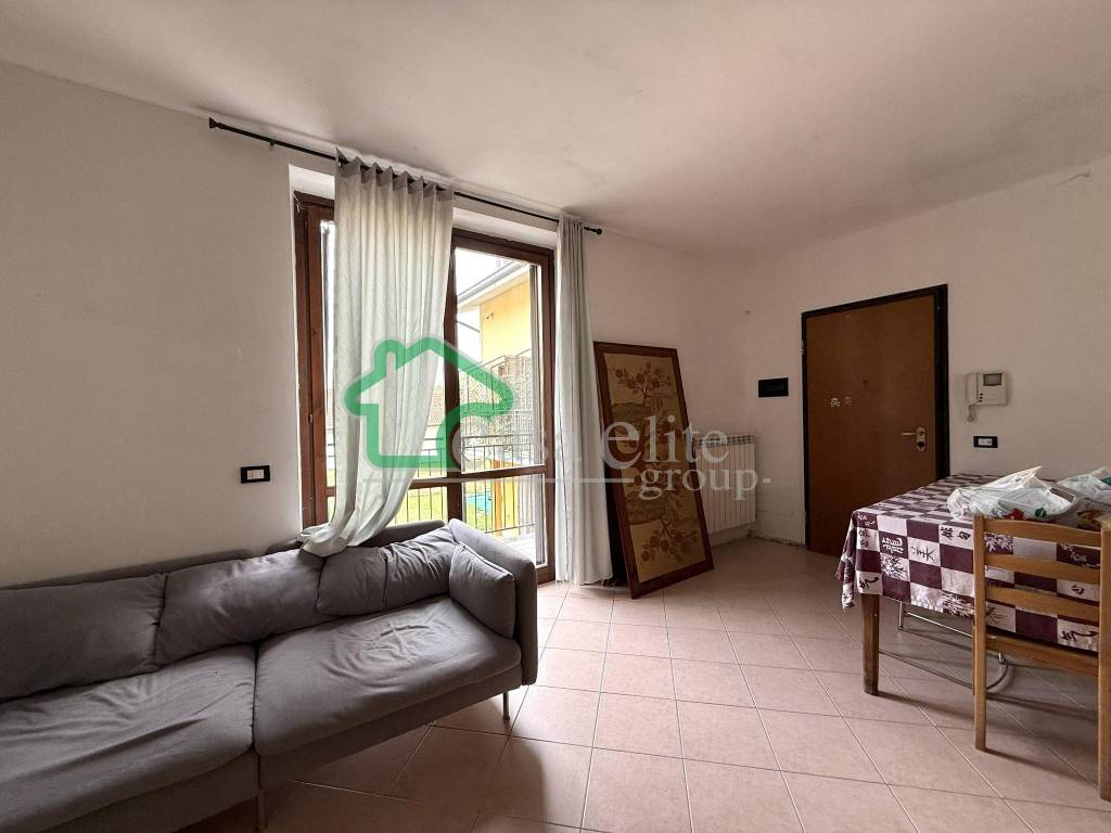 appartamento in vendita a Corte Palasio in zona Cadilana