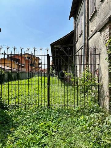 appartamento in vendita a Corte Palasio in zona Cadilana