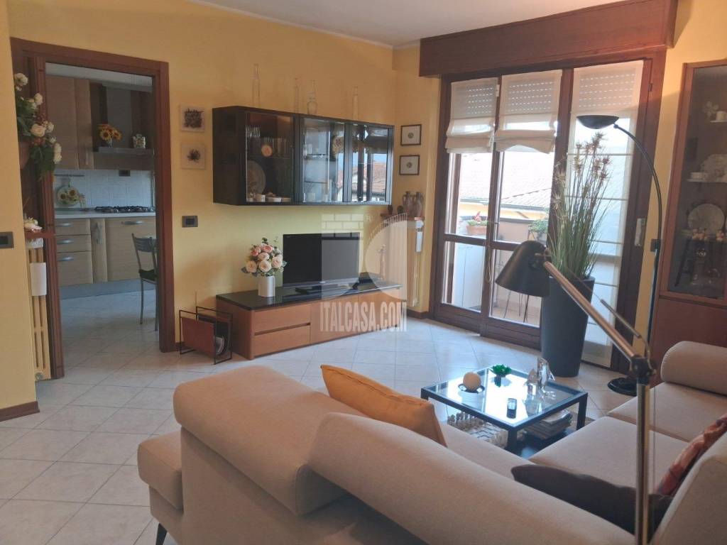 appartamento in vendita a Corte Palasio in zona Cadilana