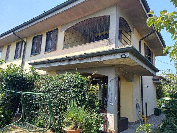 casa indipendente in vendita a Corte Palasio in zona Cadilana