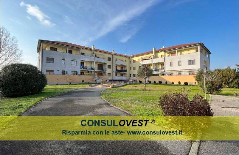 appartamento in vendita a Crespiatica