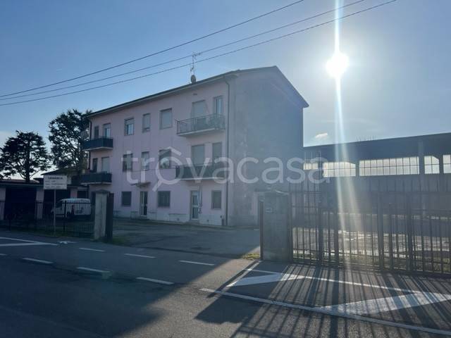 appartamento in vendita a Crespiatica
