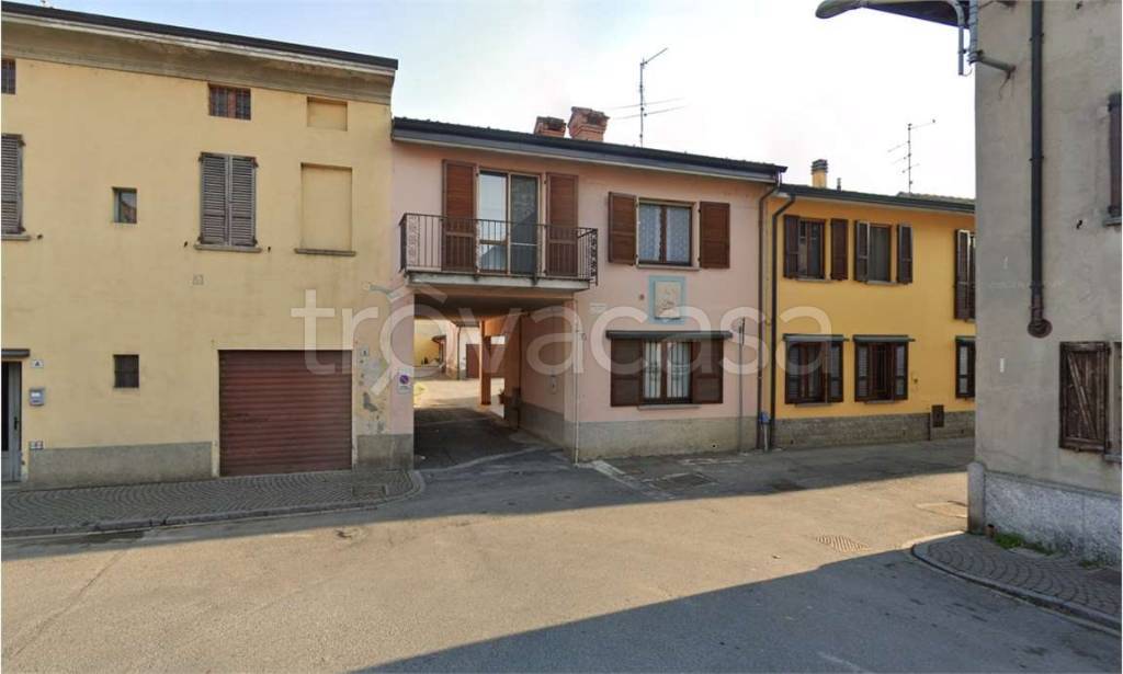 appartamento in vendita a Crespiatica