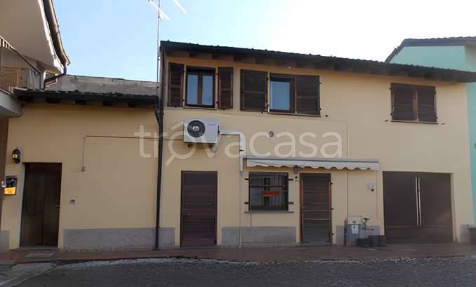 appartamento in vendita a Crespiatica
