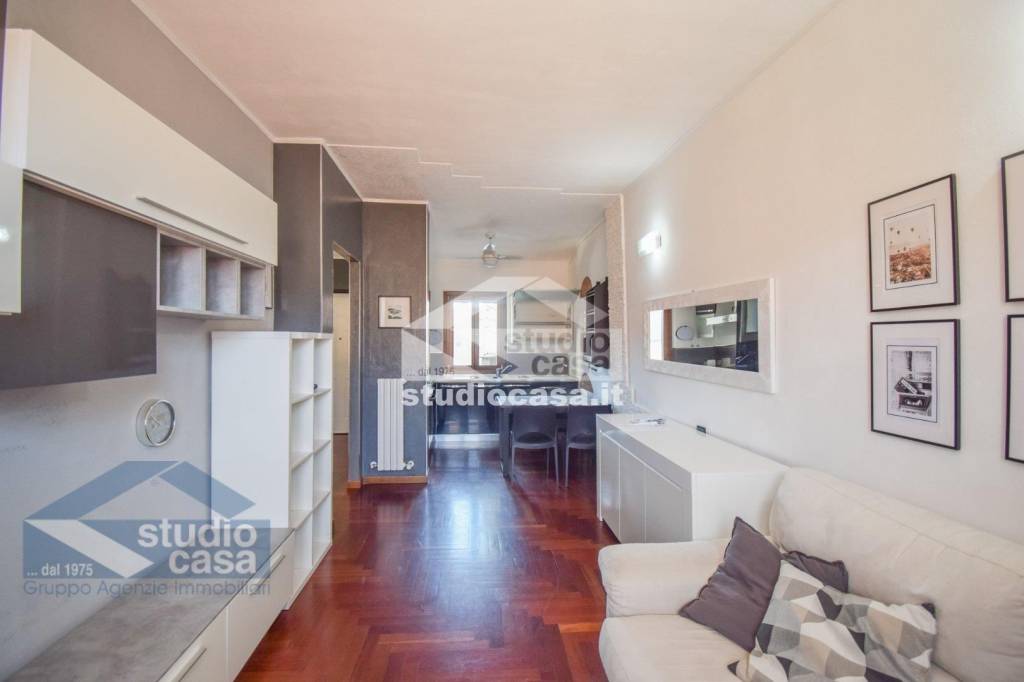casa indipendente in vendita a Crespiatica