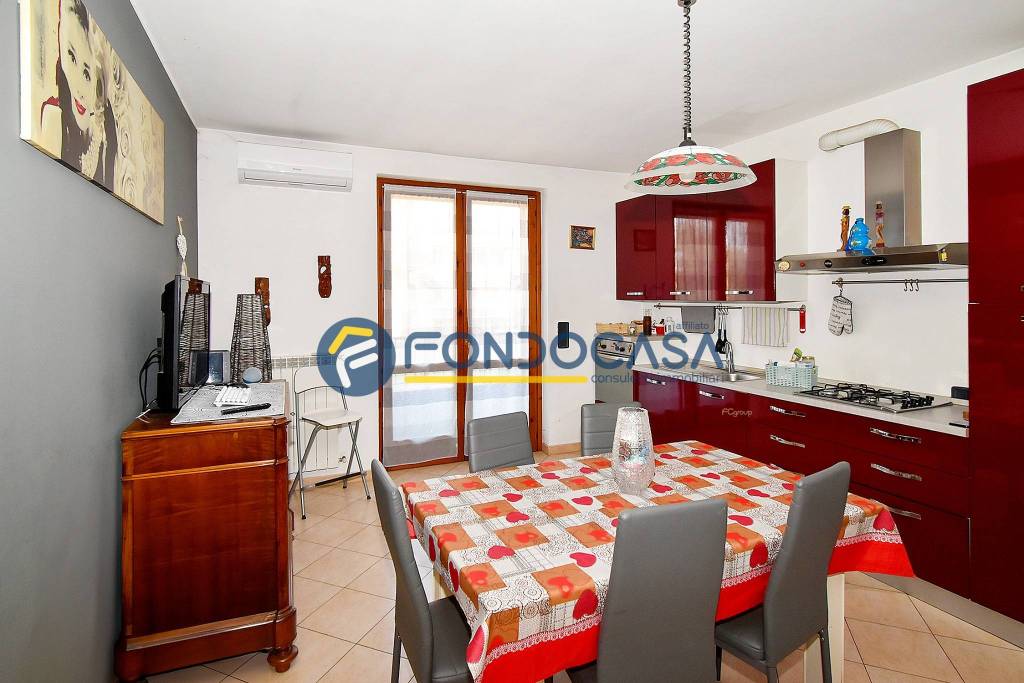 appartamento in vendita a Crespiatica