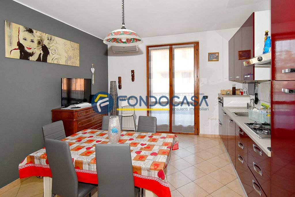 appartamento in vendita a Crespiatica