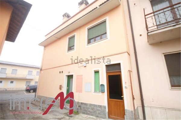 appartamento in vendita a Crespiatica