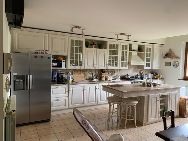 casa indipendente in vendita a Crespiatica