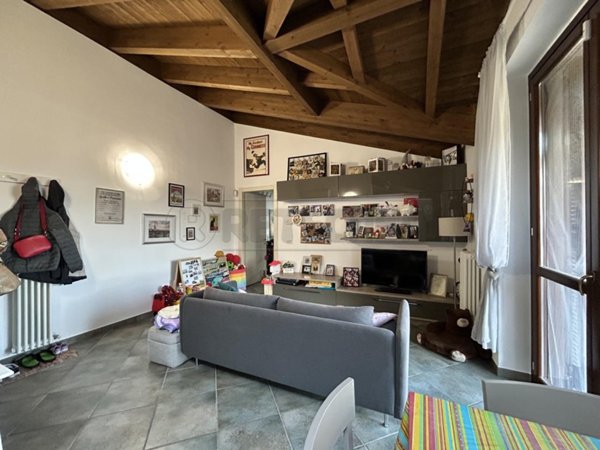appartamento in vendita a Crespiatica