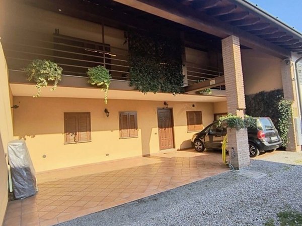 casa indipendente in vendita a Crespiatica