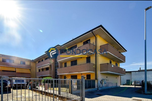 appartamento in vendita a Crespiatica